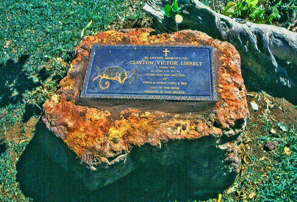 The plaque at Dunmara